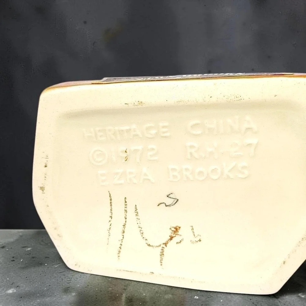 Ezra Brooks honor military